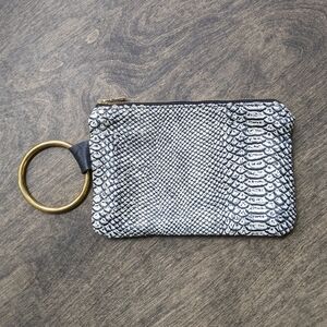 Wellfair Esmond Road Leather Ring Clutch Wristlet